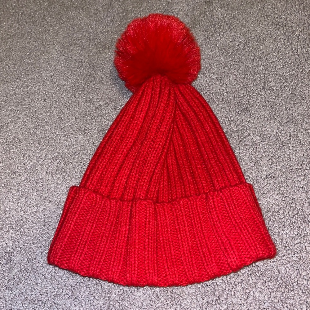 Athleta Ripped Pom Beanie